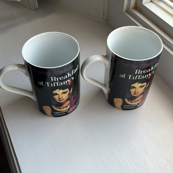 BREAKFAST AT TIFFANY’S AUDREY HEPBURN KONITZ (2) coffee mugs - Picture 5 of 10